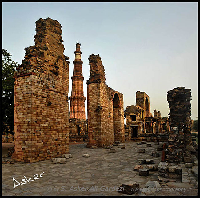 Qutab Minar- Dehli